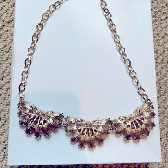 H&M Statement Necklace - Picture 4 of 4